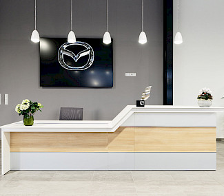 Empfangstheke beim Nissan Autohaus Brömmler in Altenberge
